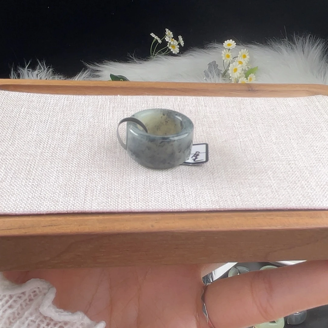 和田玉未镶嵌戒指U11青花圆切16.3mm