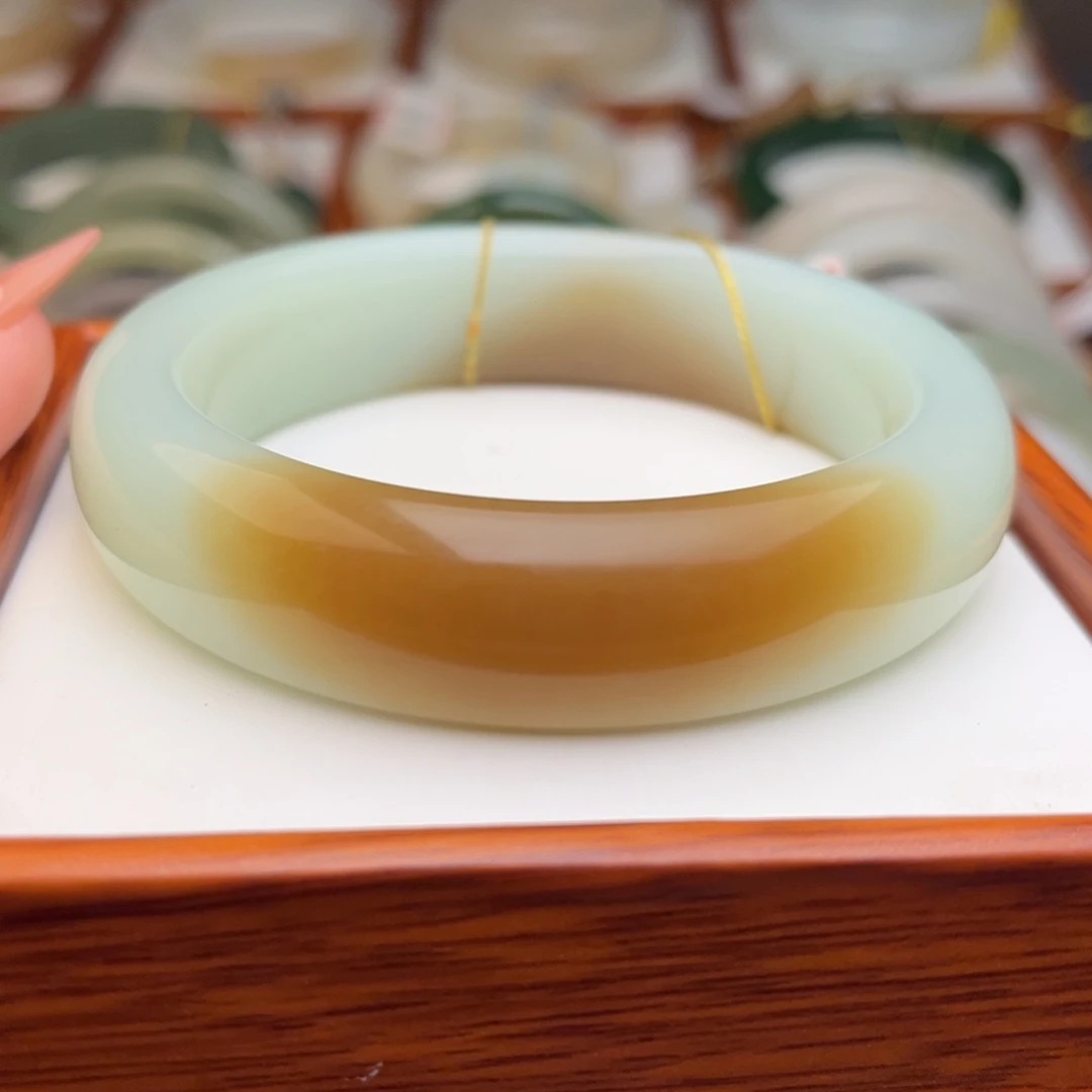 和田玉未镶嵌手镯60.7