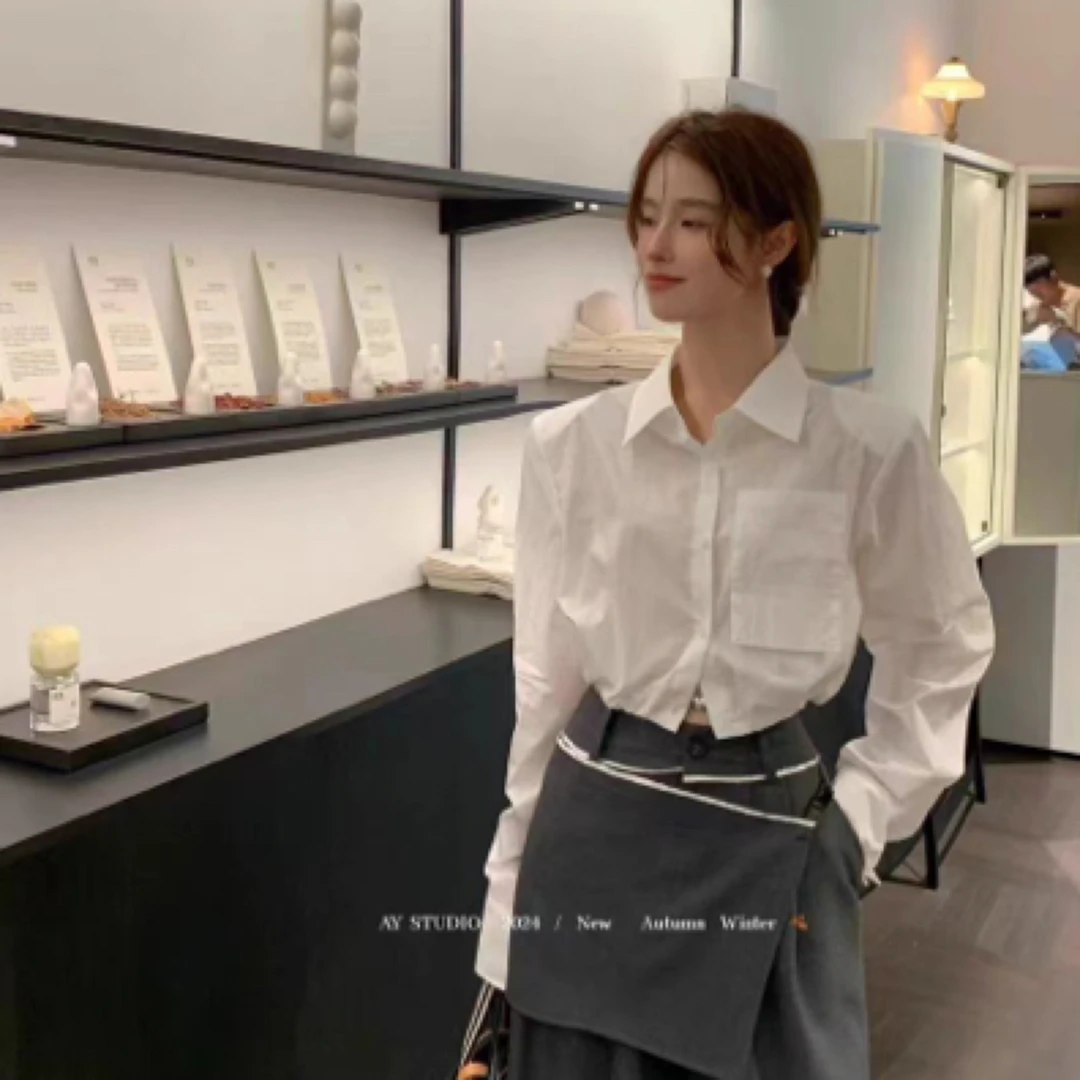 【C度笑笑力推】2A352新品时尚小众设计吊性短款小衬衫