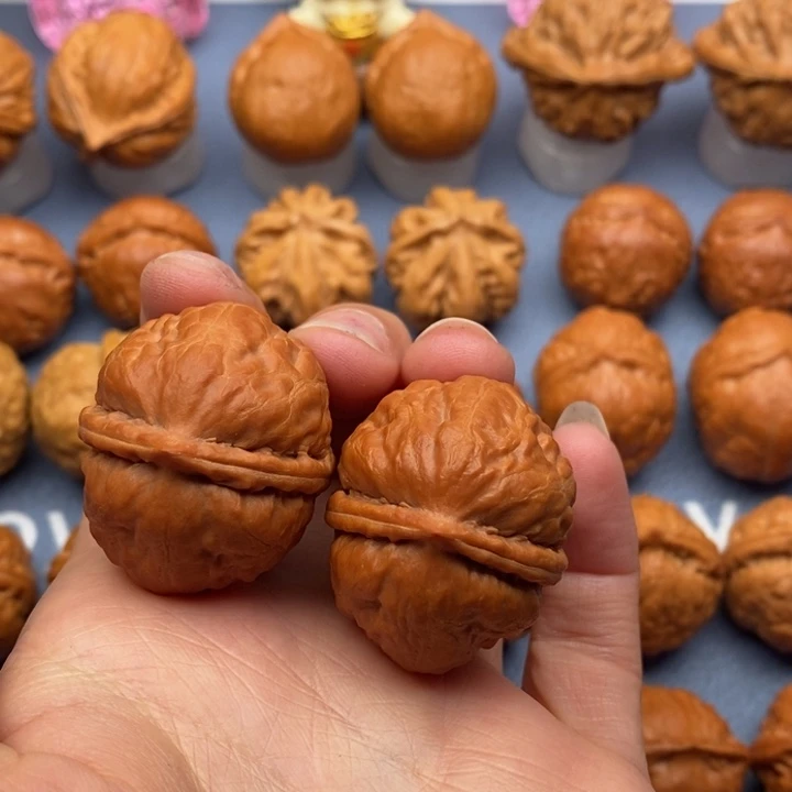 文玩核桃吊坠大佛肚