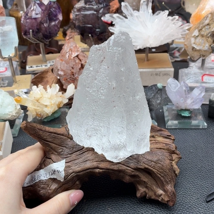 未镶嵌摆件水晶小杜
