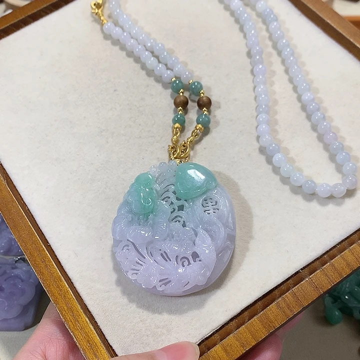 翡翠未镶嵌颈饰翡翠吊坠