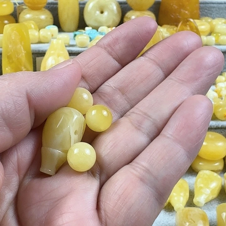 独***猬蜜蜡未镶嵌裸石16