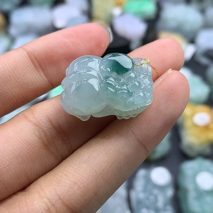 翡翠未镶嵌颈饰天然缅甸翡翠