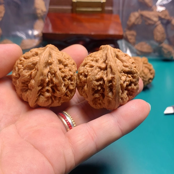 吊坠文玩核桃新主播