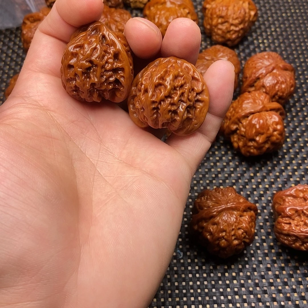 ****～宫灯核桃文玩核桃文玩