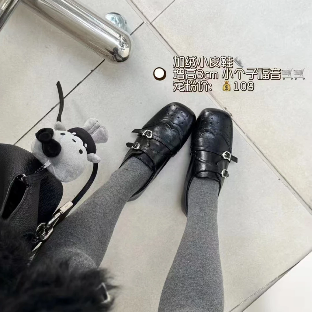 复古英伦风圆头金属扣乐小皮鞋636