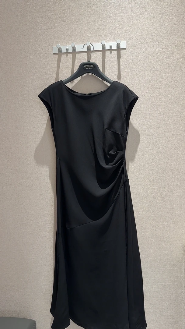 玛丝恩迪夏季新款连衣裙