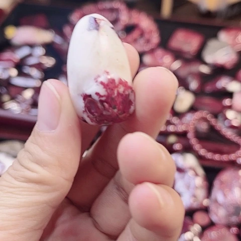 【闪购商品】天然辰砂天然原矿朱砂吊坠