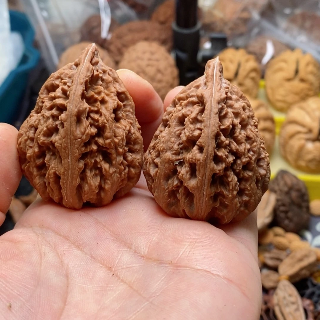 文玩核桃吊坠图*龍核桃185