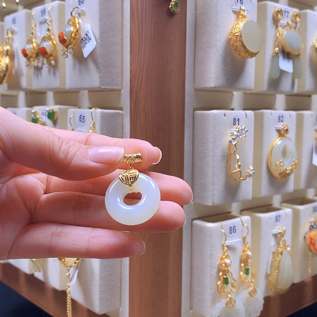 和田玉颈饰银S925镶嵌