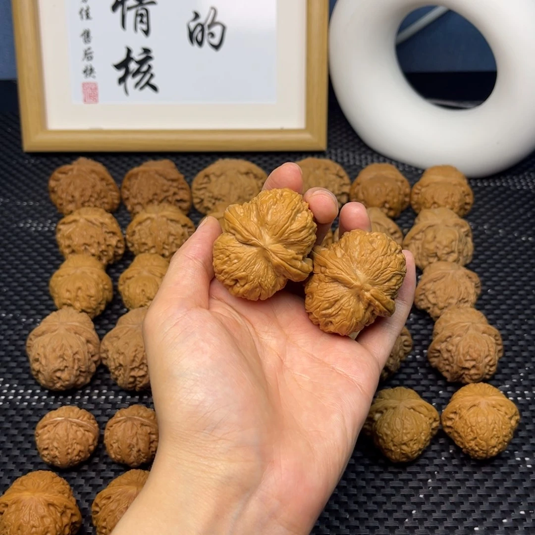 文玩核桃把件真*8元宝45全打底