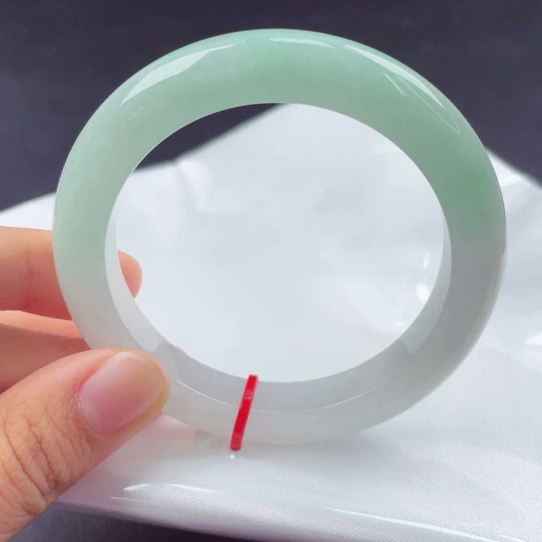 翡翠未镶嵌手镯5455正圈