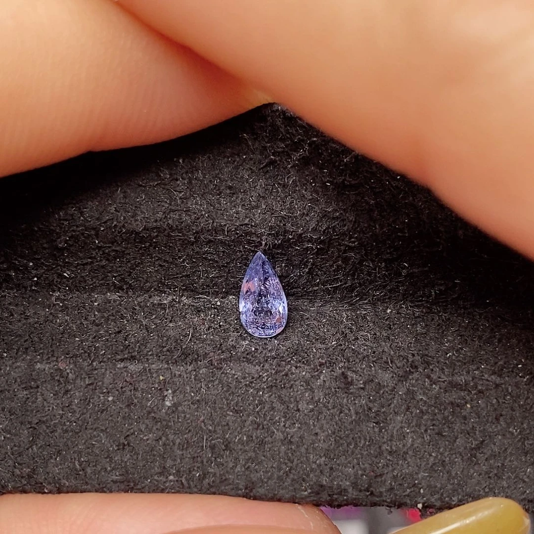 蓝宝石裸石未镶嵌1213号0.62ct 详细问题请询问主播