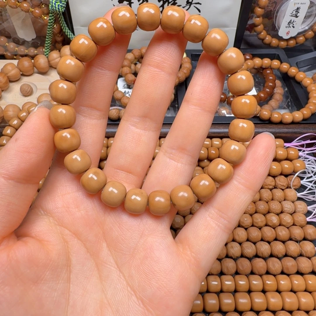 练手款老型猴头手串