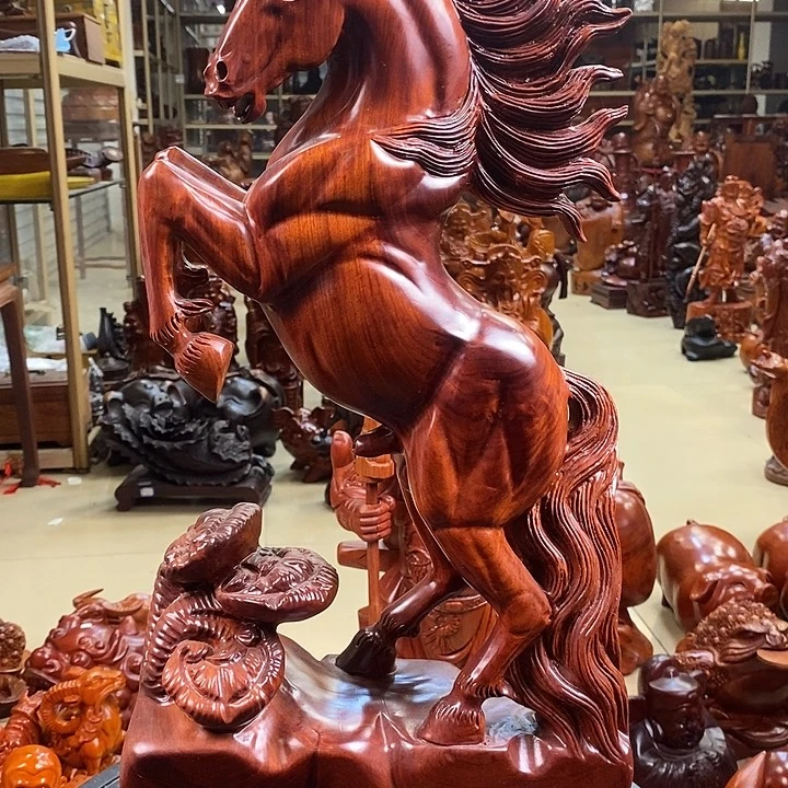 缅甸花梨木马的摆件
