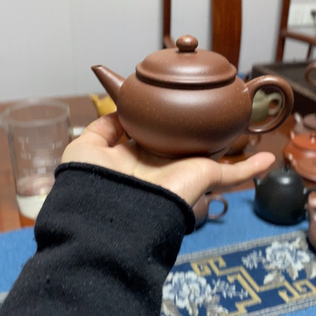 忆***年紫砂茶壶130cc.