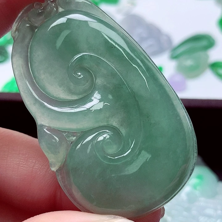 翡翠未镶嵌吊坠(不含链)如意