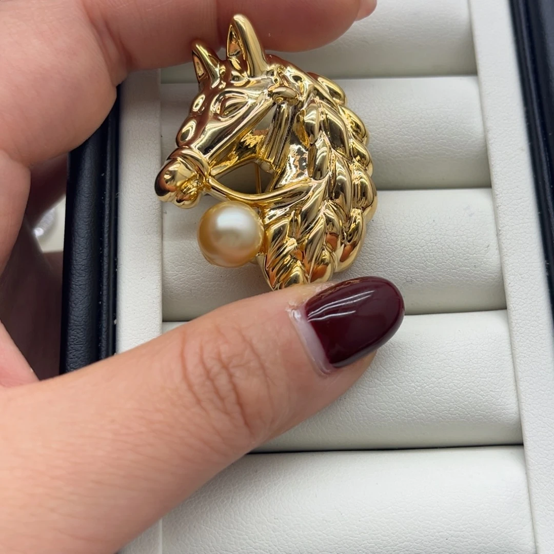 合金海水珍珠胸针