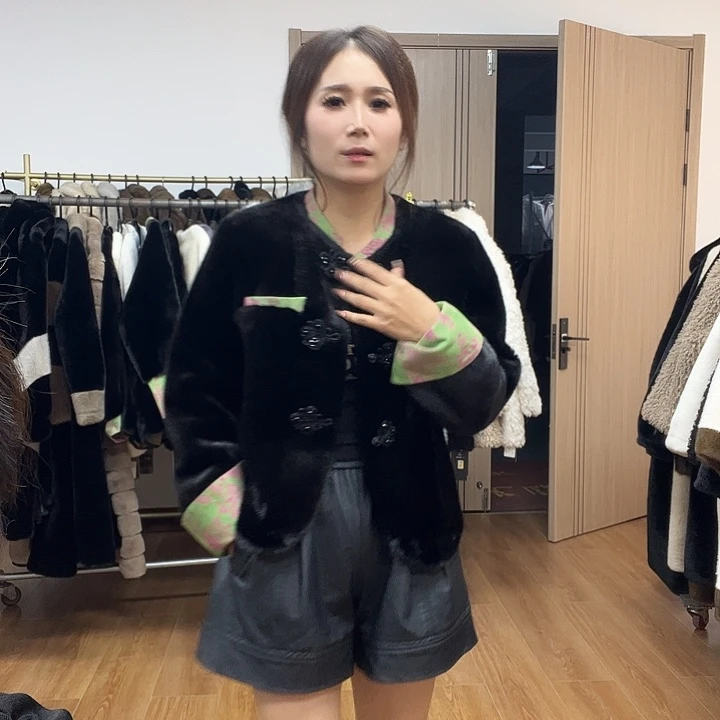 皮毛一体外套女中长款