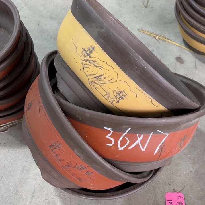 紫砂花盆110-4。  36-17