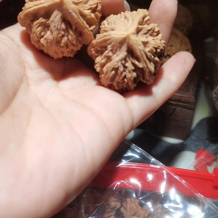 猴头核桃吊坠37三棱