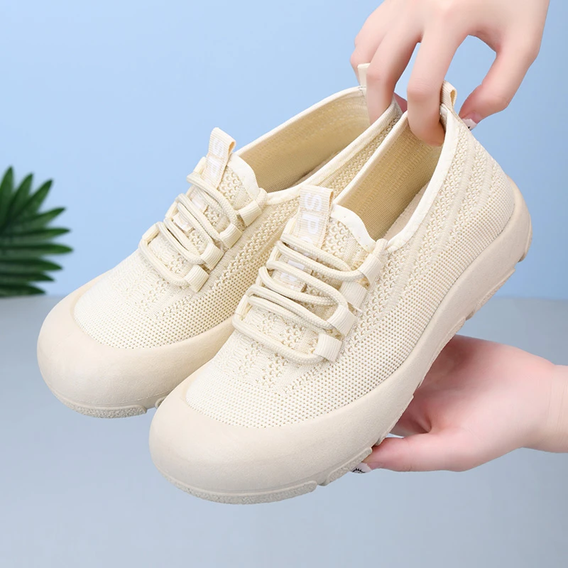 2025夏季时尚飞织休闲妈妈鞋新款老北京布鞋女软底舒适透气女鞋