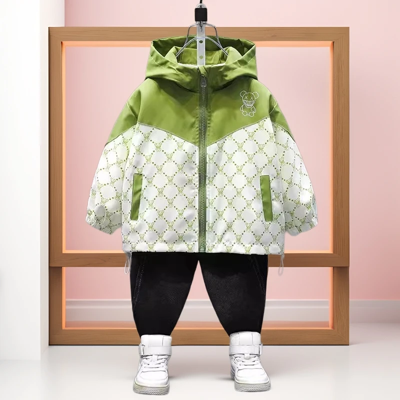 风衣童装秋季洋气2025新款儿童小熊连帽外套男孩春秋装帅气上衣
