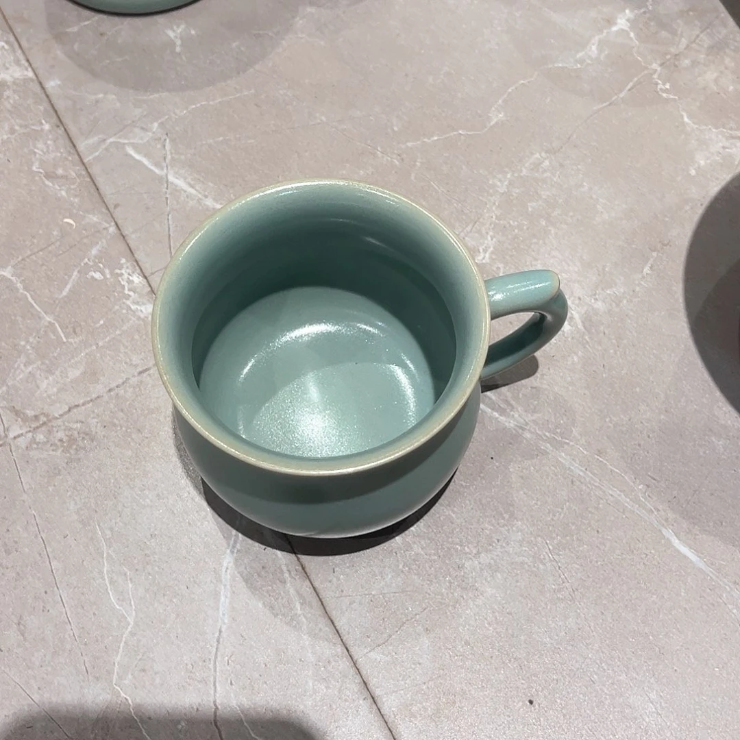 田***妹杯子我们要把这个事告诉我朋友