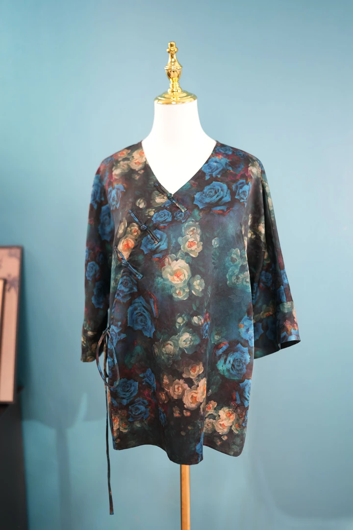 S111.女士上衣v领