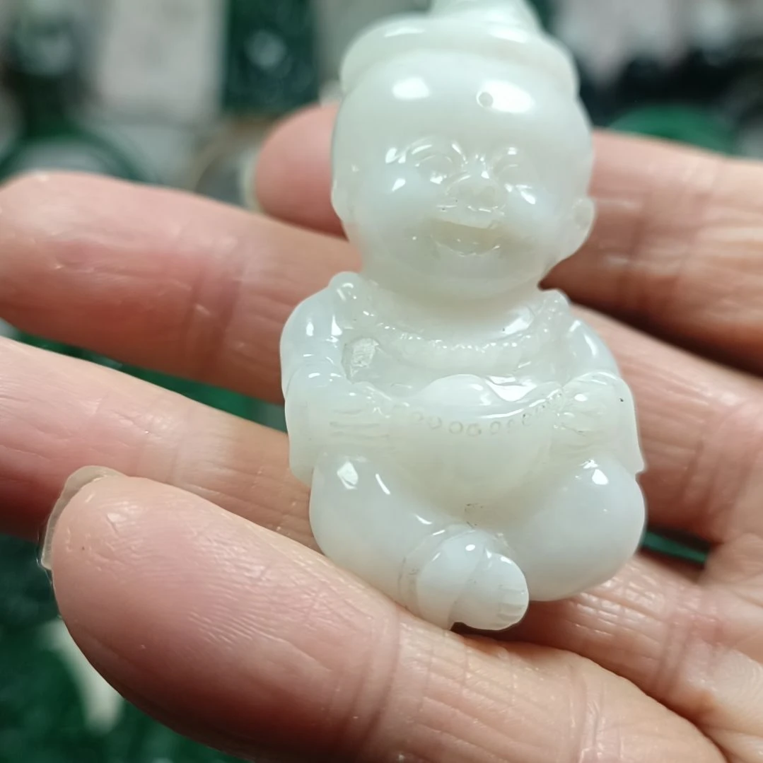 独山玉未镶嵌善财童子