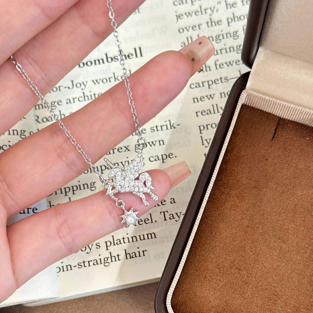 柯柒 钛钢项链 满钻独角兽项链女轻奢时尚气质小众设计感锁骨链