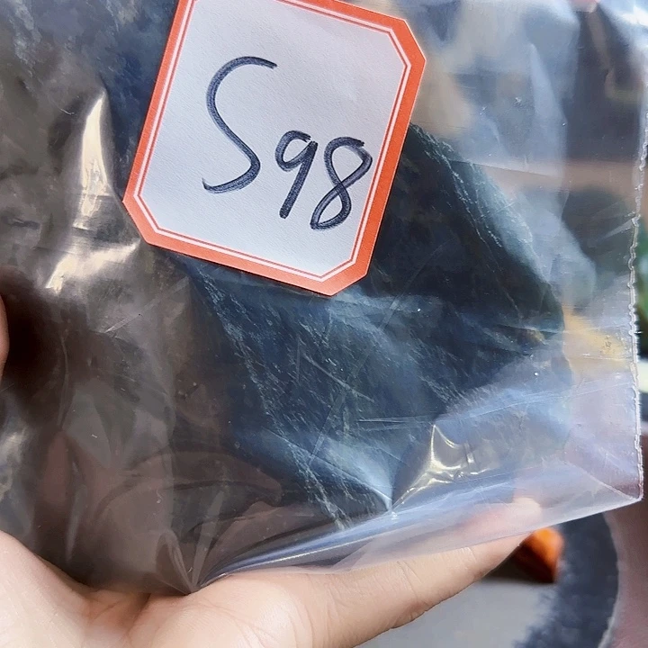 诚***信蛇纹石玉未镶嵌岫玉原石