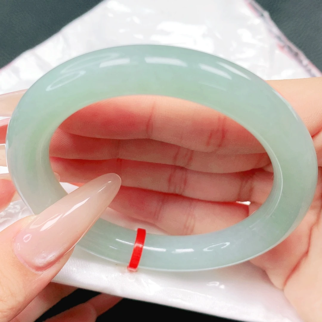 翡翠未镶嵌手镯53