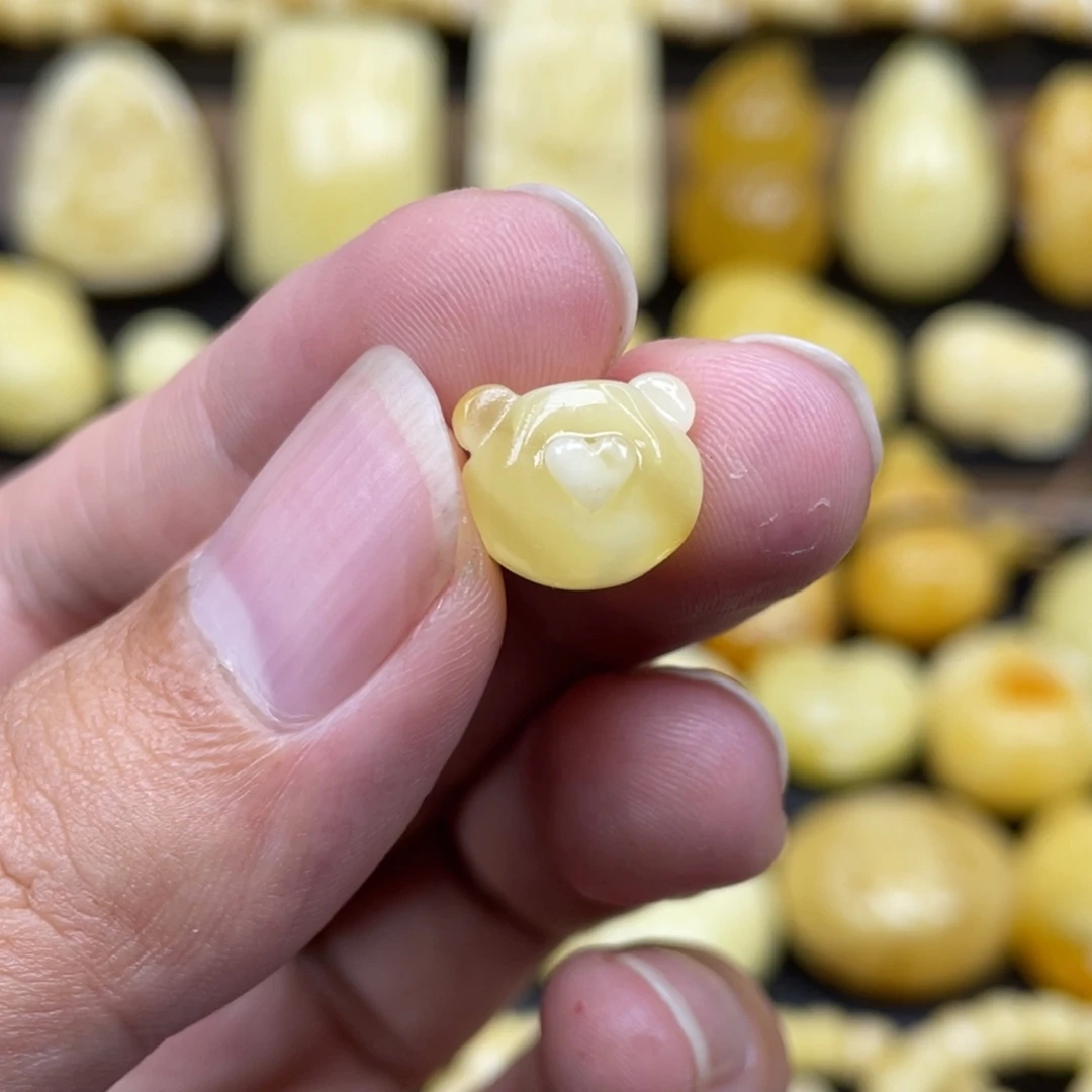 琥珀未镶嵌裸石琥珀蜜蜡