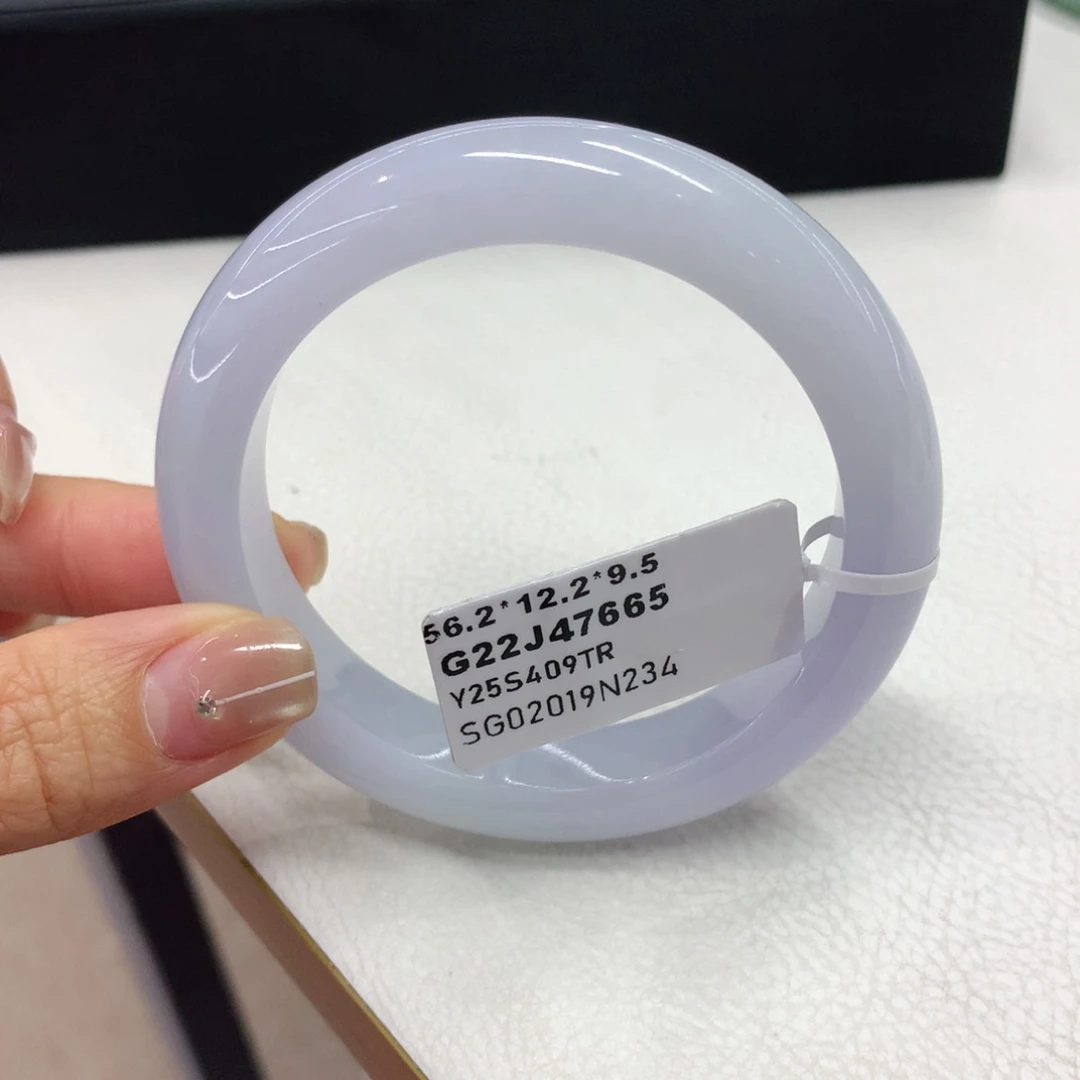 翡翠手镯未镶嵌缅甸翡翠手镯