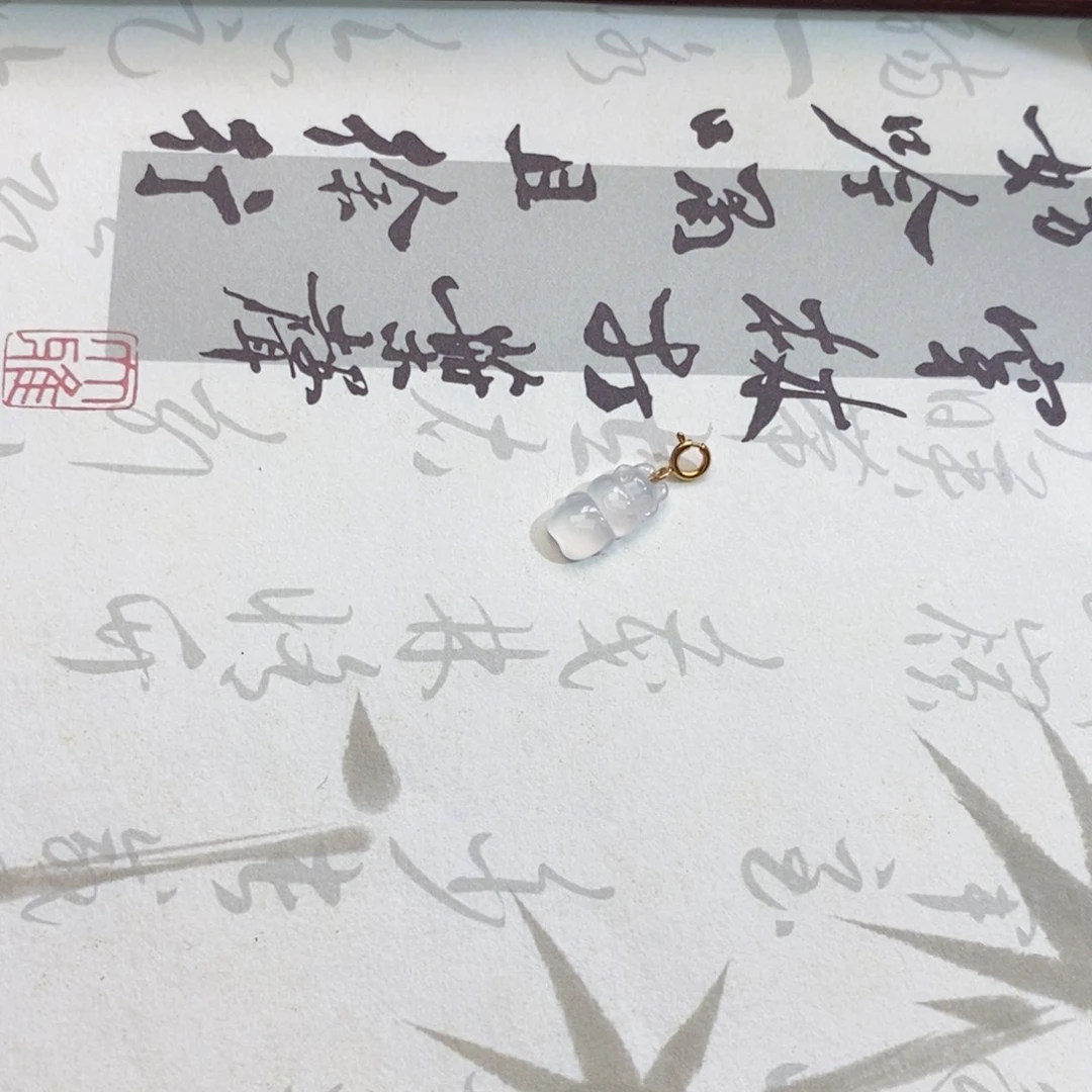颈饰18K金镶嵌翡翠翡翠