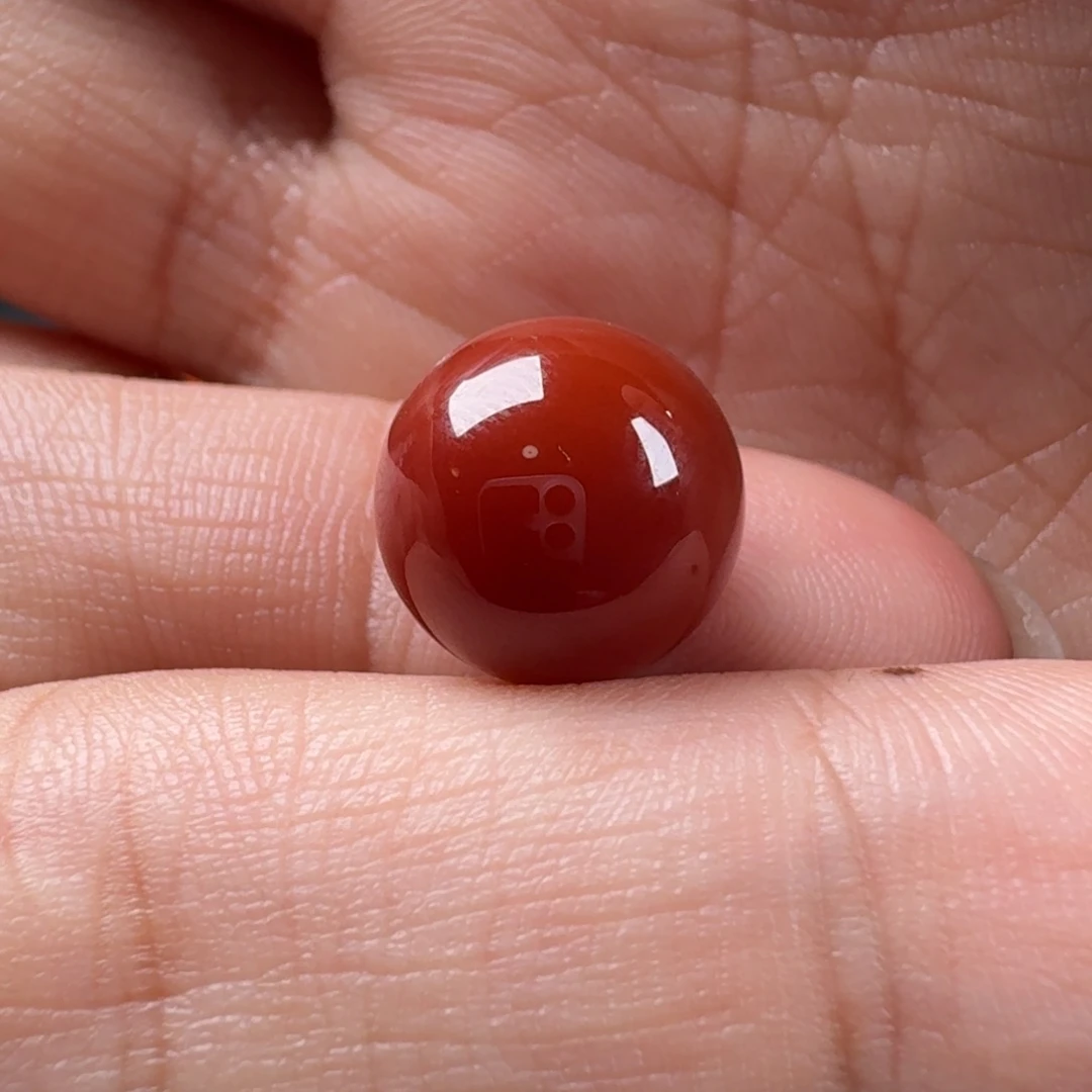 南红玛瑙未镶嵌圆珠11.7