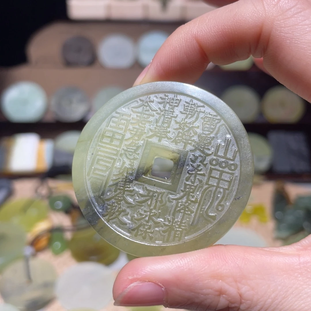 岫玉未镶嵌颈饰颈饰5