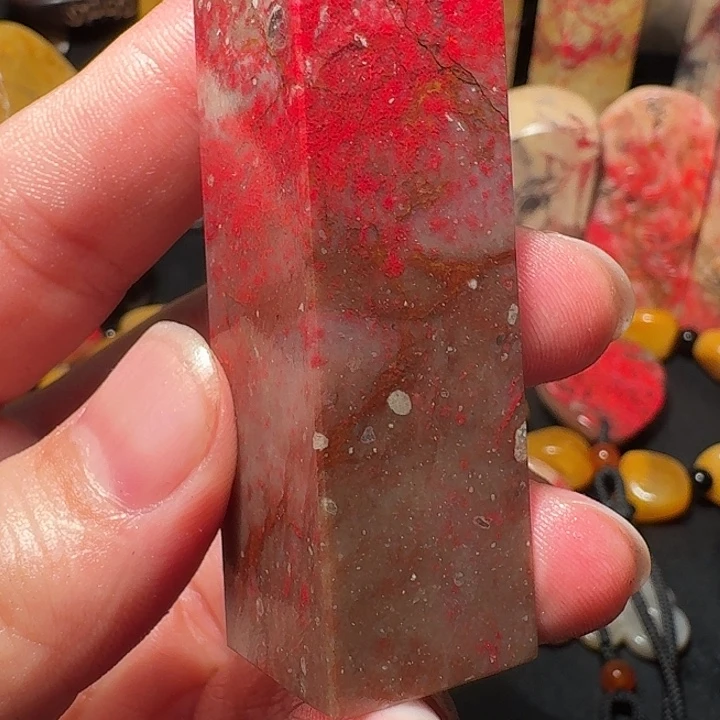 昌化鸡血石上****型昌化鸡血石印章