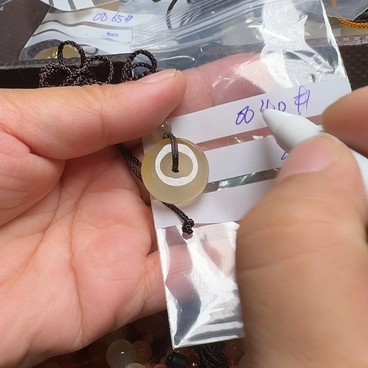 玛瑙/玉髓颈饰合金快**生118