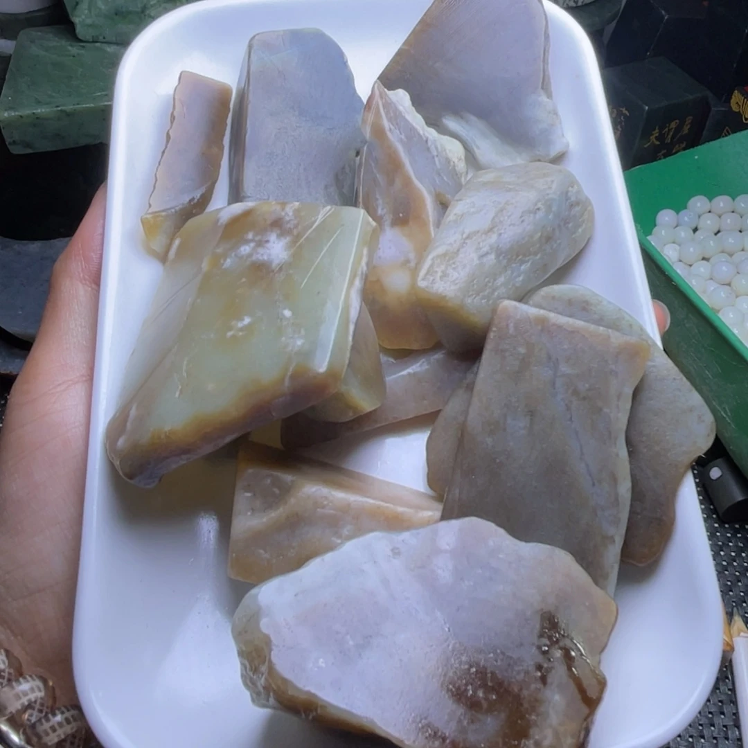 未镶嵌和田玉珠宝半成品