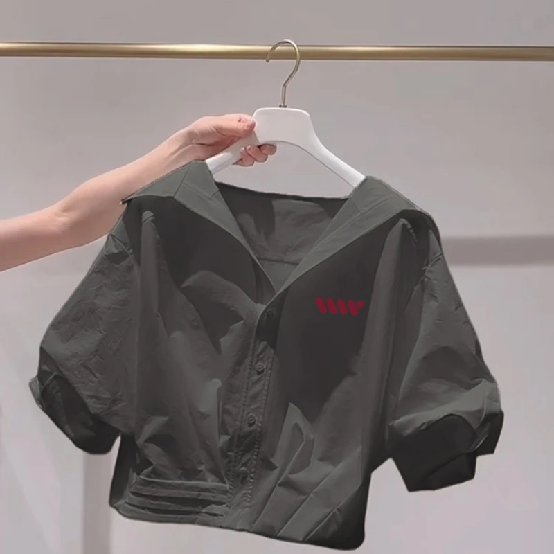 夏季2025新款翻领宽松灰色泡泡袖衬衫时尚趣味印花ins百搭短款潮