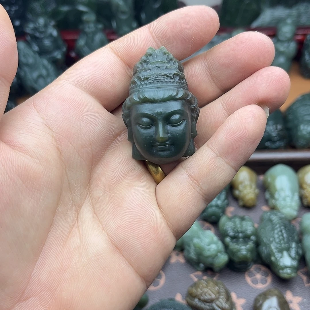 和田玉未镶嵌挂件