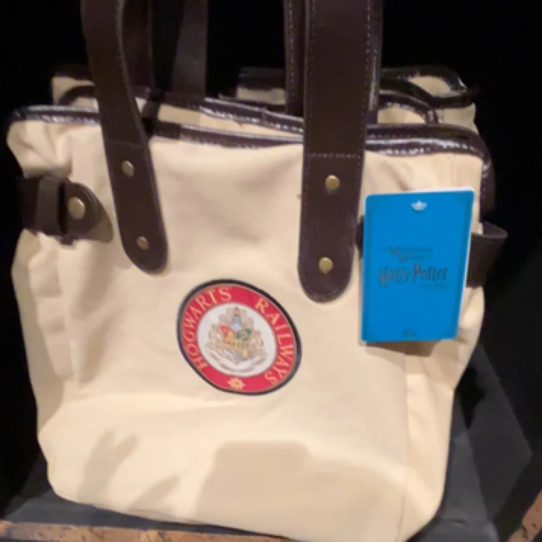 环球影城正品周边代购哈利波特霍格沃茨学院帆布包学院风包包