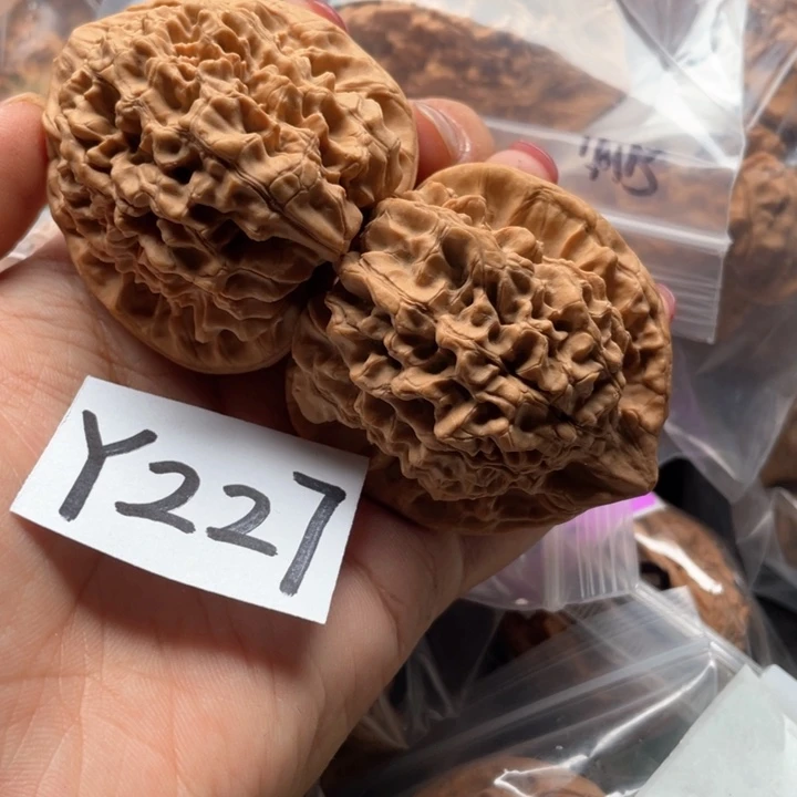 文玩核桃把件官帽