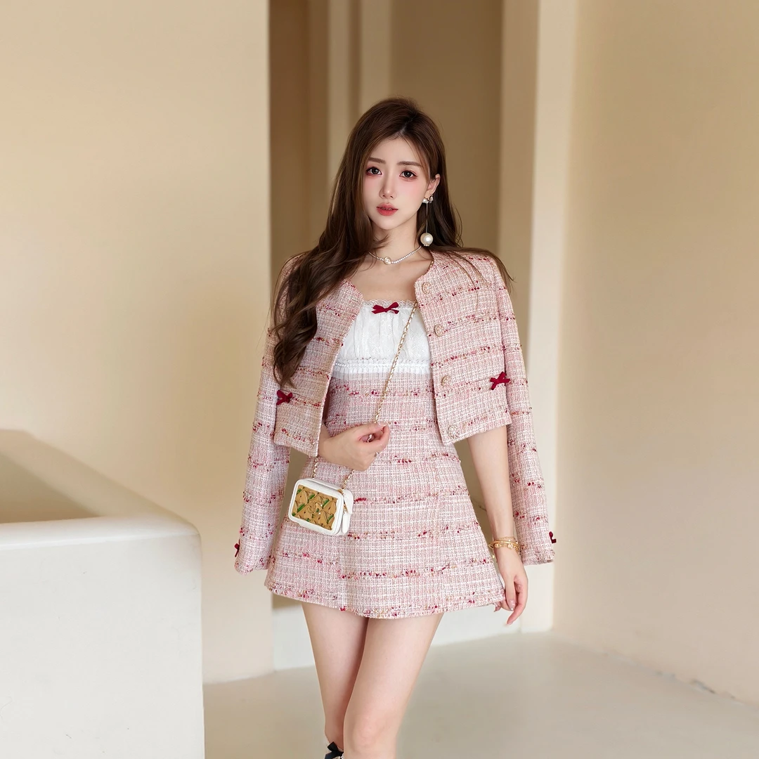 冰冰来了【酒渍樱桃】Miu系高级感小香外套粗花呢背带裙套装27261