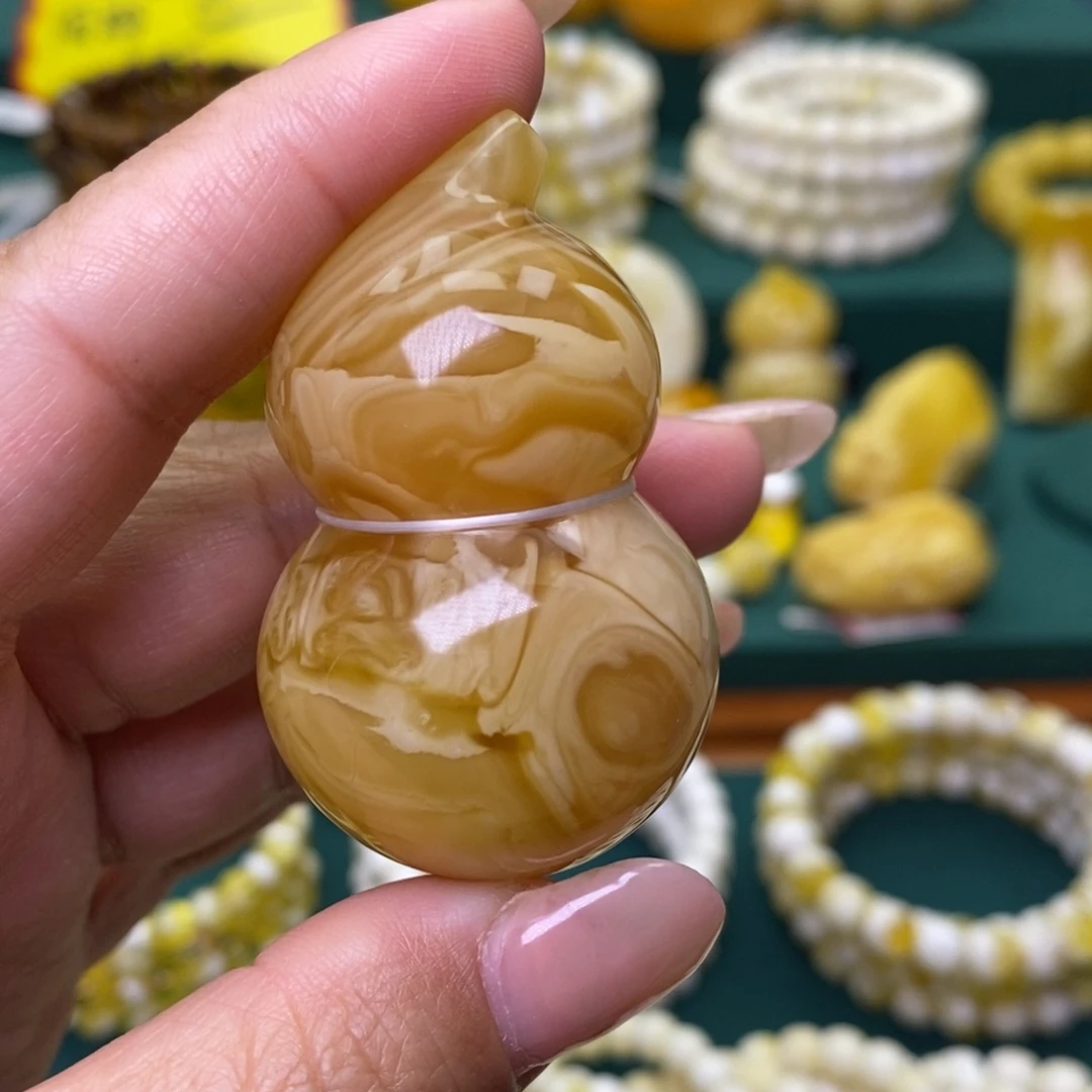 蜜蜡未镶嵌裸石葫芦