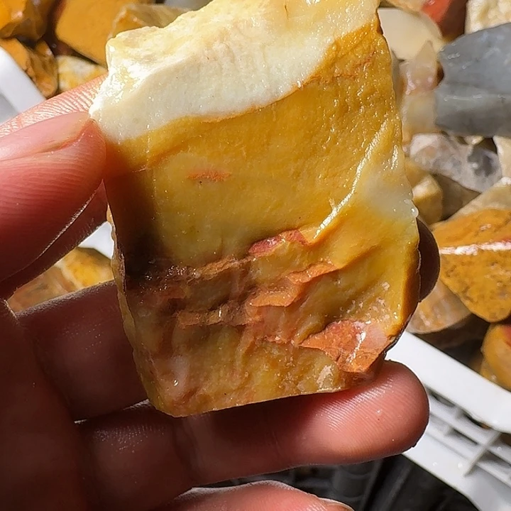 秦***易寿山石寿山石的种类