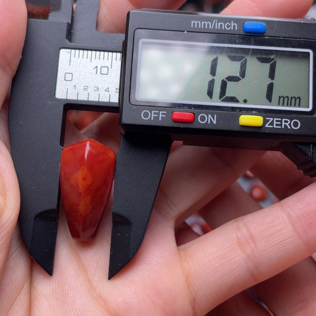 【闪购商品】南红玛瑙三通未镶嵌